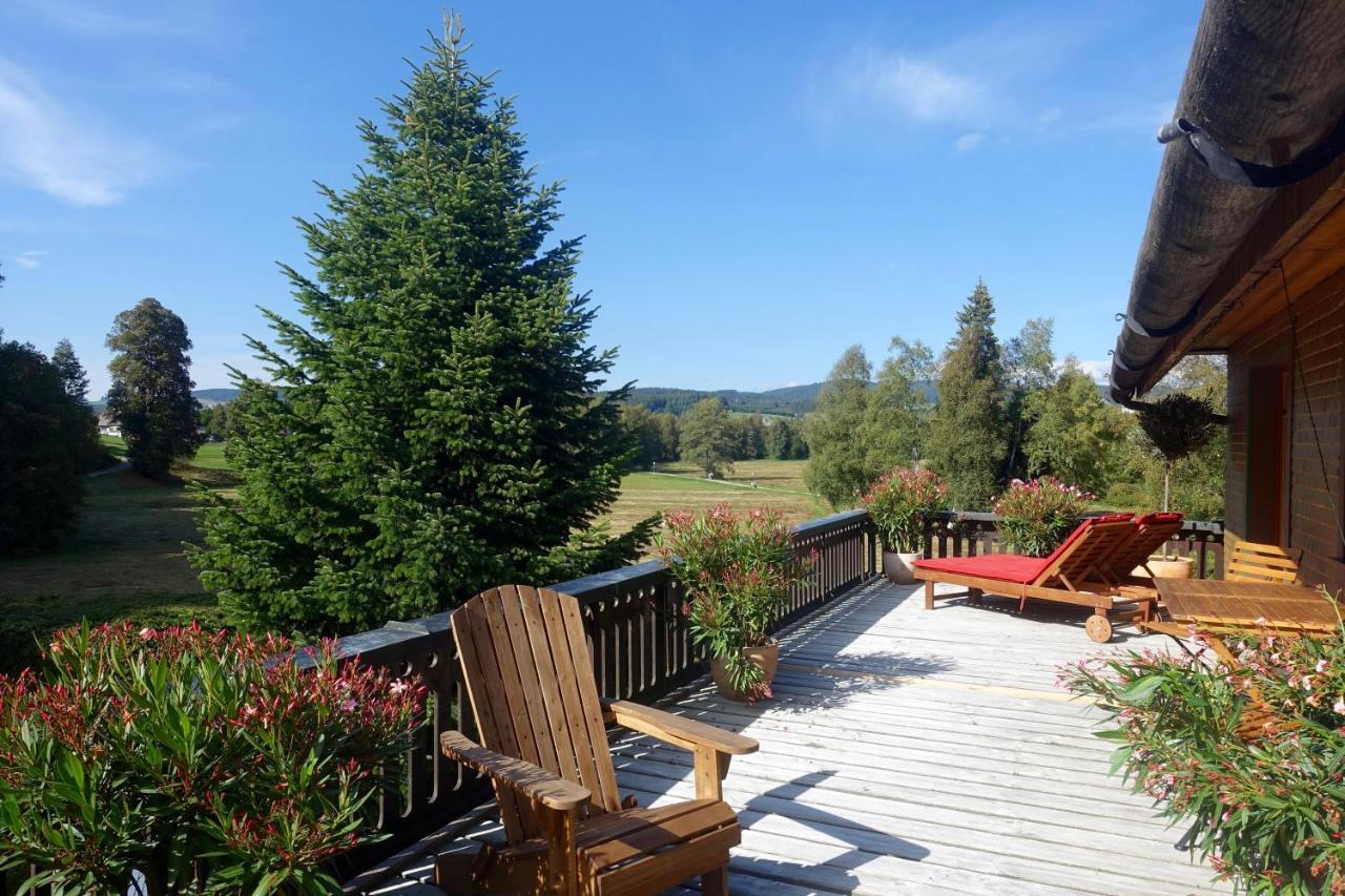 Hollhouse - Bed & Breakfast Hinterzarten Buitenkant foto