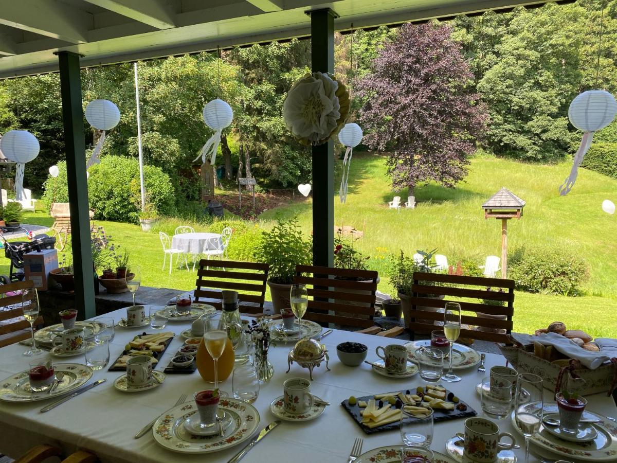Hollhouse - Bed & Breakfast Hinterzarten Buitenkant foto